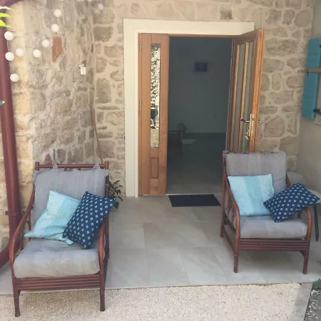 Kamena Kuca Vrh Tatil Evi *